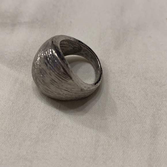 Silver Statement Ring - Picture 6 of 9